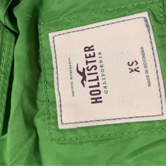 Hollister Bright Green Kids Puffer Jacket - Picture 4 of 8